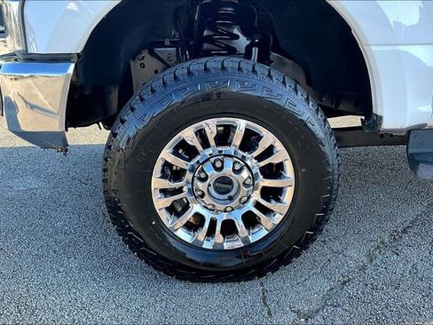 Used 2022 Ford F250 XLT w/ XLT Premium Package AWD/4WD image 28
