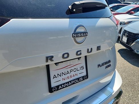 New 2026 Nissan Rogue Platinum w/ Platinum Premium Package AWD/4WD image 11