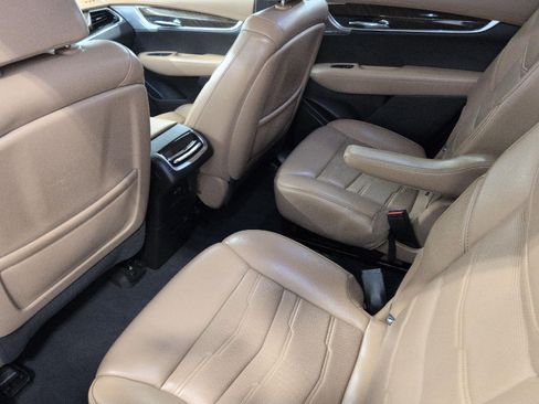 Used 2020 Cadillac XT6 Premium Luxury w/ Platinum Package AWD/4WD image 21
