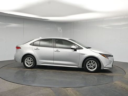 Used 2020 Toyota Corolla LE image 5