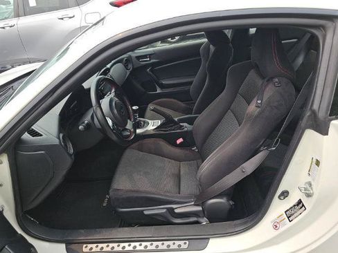 Used 2017 Subaru BRZ Premium RWD image 10
