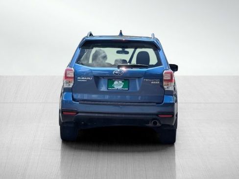 Used 2017 Subaru Forester 2.5i Touring AWD/4WD image 5