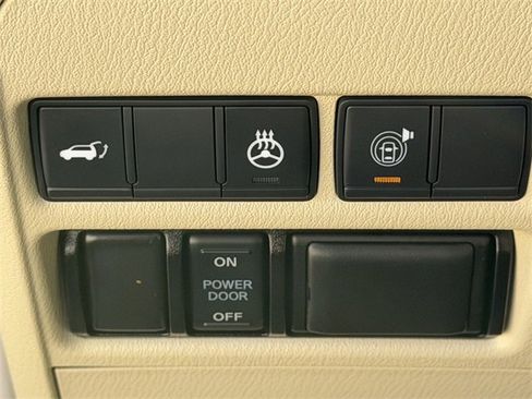 Used 2018 INFINITI QX80 4WD w/ Deluxe Technology Package image 27