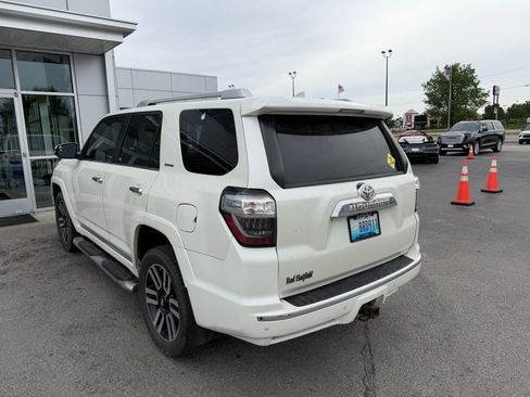 Used 2018 Toyota 4Runner Limited AWD/4WD image 4