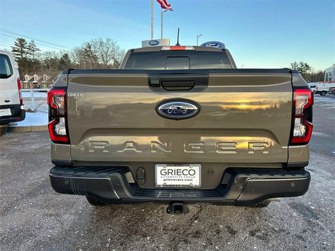 Used 2025 Ford Ranger Lariat w/ FX4 Off-Road Package image 4