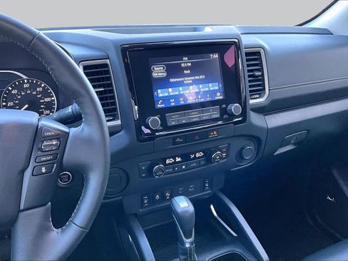 Used 2024 Nissan Frontier SL w/ Technology Package RWD image 6