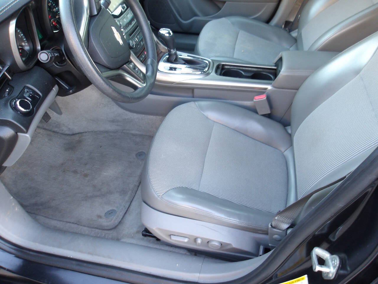Used 2013 Chevrolet Malibu LT w/ Power Convenience Package FWD image 6