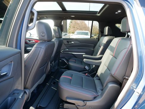 Certified 2026 Chevrolet Traverse RS image 35