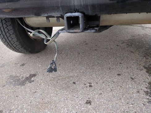 Used 2017 Jeep Wrangler Unlimited Sahara w/ Connectivity Group image 32