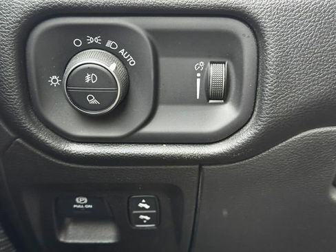 Certified 2022 RAM 1500 Big Horn image 25