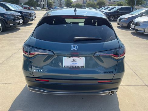 Certified 2025 Honda HR-V Sport image 6