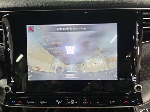 Used 2024 Jeep Wagoneer L Series II w/ Flexible Seating Group image 25