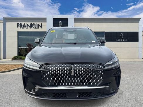 New 2026 Lincoln Aviator Black Label w/ Dynamic Handling Package AWD/4WD image 2