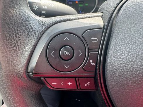 Used 2019 Toyota RAV4 LE w/ Carpet Mat Package AWD/4WD image 21