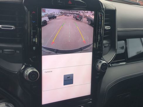 Certified 2025 RAM 1500 Limited w/ Bed Utility Group image 19