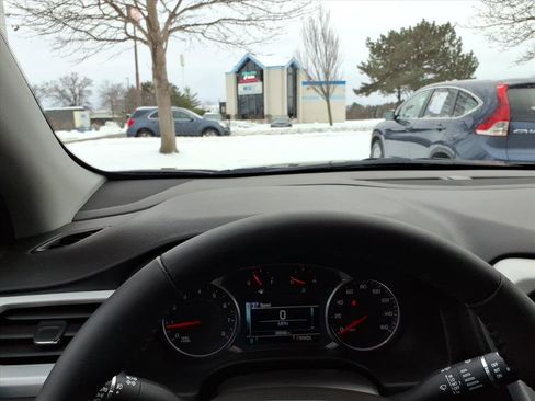 Used 2019 GMC Acadia SLE w/ Driver Alert Package I image 28