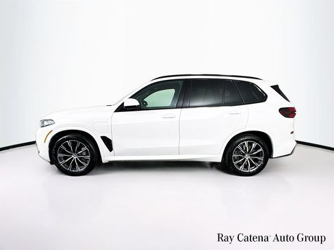 Used 2026 BMW X5 xDrive50e w/ M Sport Package AWD/4WD image 4