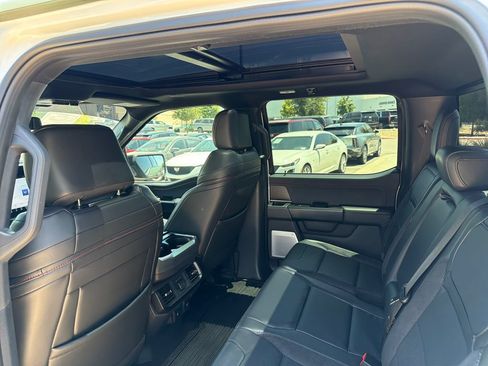 Used 2025 Ford F150 Raptor AWD/4WD image 40