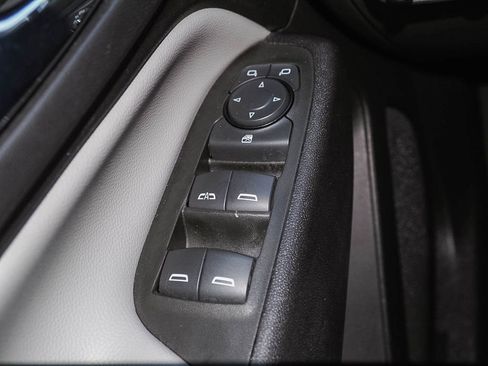 Certified 2024 Chevrolet Equinox LS FWD image 25
