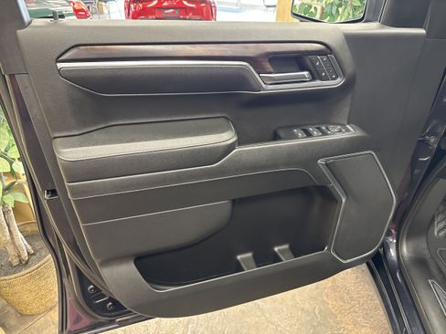 Used 2024 GMC Sierra 1500 SLT AWD/4WD image 26