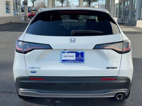 Certified 2024 Honda HR-V Sport image 5