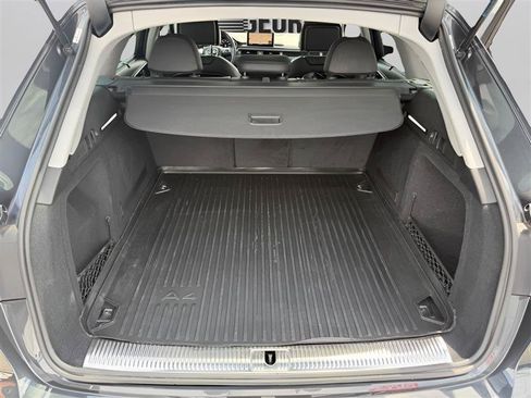 Used 2018 Audi A4 2.0T allroad Prestige AWD/4WD image 17