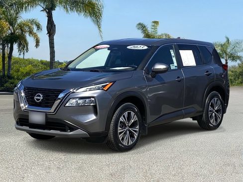 Used 2023 Nissan Rogue SV FWD image 1