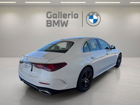 Used 2025 Mercedes-Benz E 350 Sedan image 7