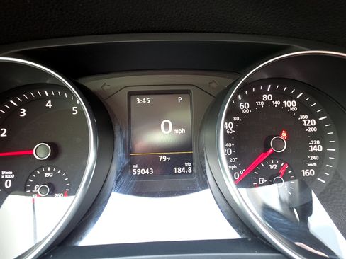 Used 2019 Volkswagen Passat 2.0T Wolfsburg w/ Wheels & Sunroof Package image 22