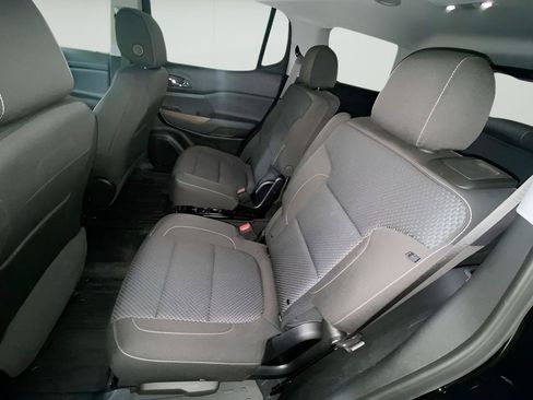 Used 2023 GMC Acadia SLE w/ Driver Convenience Package FWD image 15
