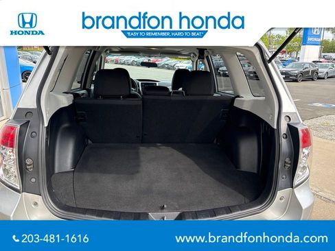 Used 2011 Subaru Forester 2.5X Premium AWD/4WD image 28