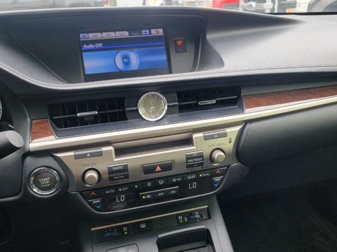 Used 2013 Lexus ES 350 image 16