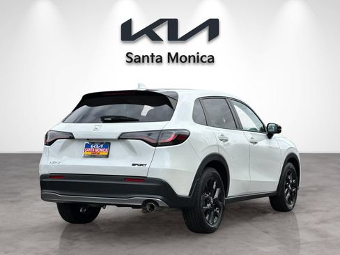 Used 2023 Honda HR-V Sport image 6
