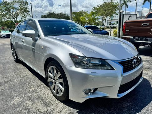 Used 2013 Lexus GS 450h RWD image 3