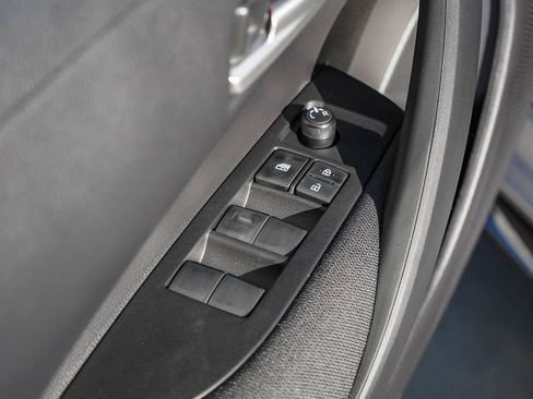 New 2026 Toyota Corolla SE w/ SE Package FWD image 23
