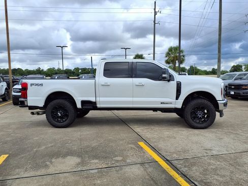 Certified 2024 Ford F350 Lariat w/ Lariat Ultimate Package AWD/4WD image 8