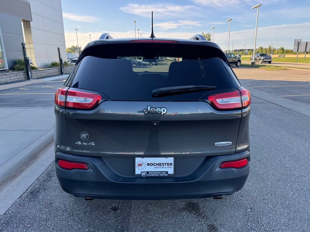 Used 2014 Jeep Cherokee Latitude w/ Comfort/Convenience Group AWD/4WD image 48