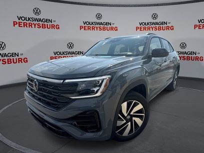 Used 2025 Volkswagen Atlas Cross Sport SEL R-Line