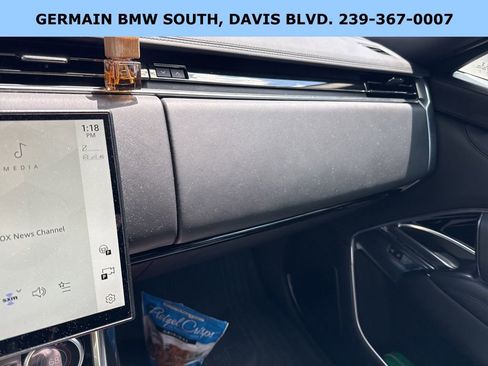 Used 2022 Land Rover Range Rover SE image 11