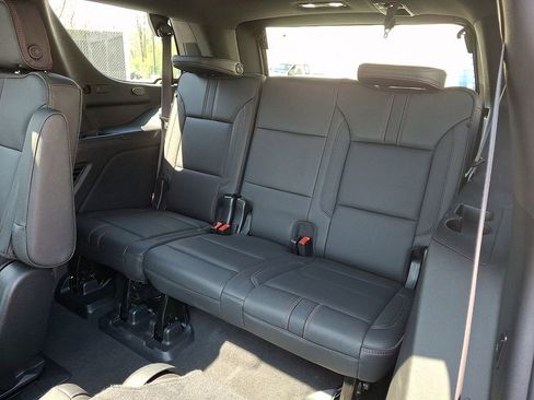 Used 2022 Chevrolet Tahoe RST w/ Luxury Package AWD/4WD image 14