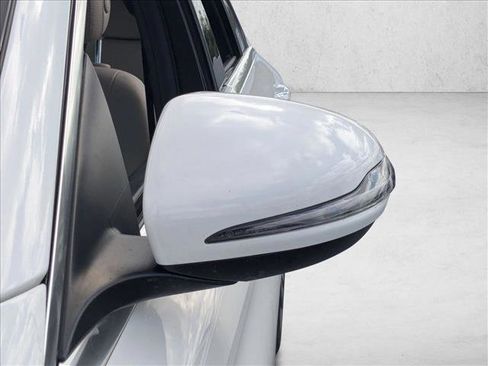 Certified 2019 Mercedes-Benz C 300 Sedan image 10