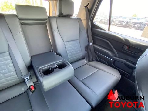 New 2026 Toyota 4Runner TRD Off-Road Premium w/ Tow Technology Package AWD/4WD image 21