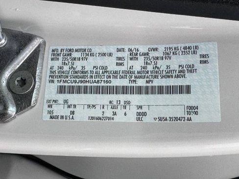 Certified 2017 Ford Escape Titanium image 27