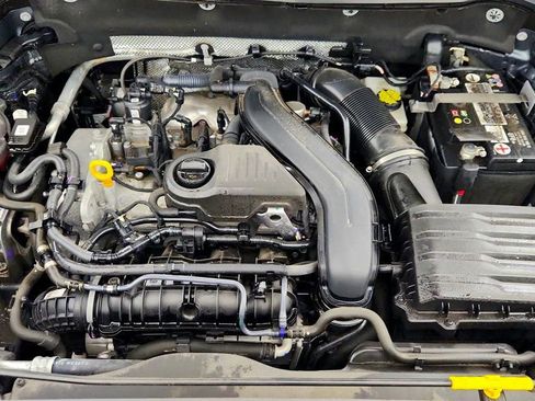 Used 2023 Volkswagen Taos SE image 27