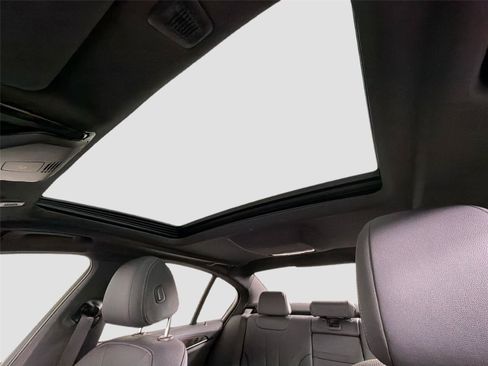 Certified 2023 BMW 530i w/ Premium Package RWD image 21