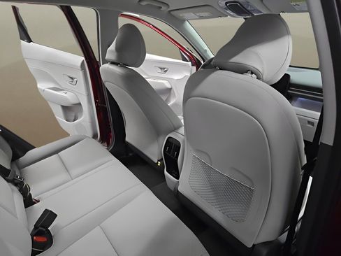 New 2026 Hyundai Kona SEL Premium AWD/4WD image 17