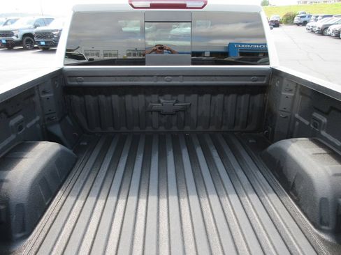 Certified 2023 Chevrolet Silverado 1500 LT w/ Leather Package AWD/4WD image 13