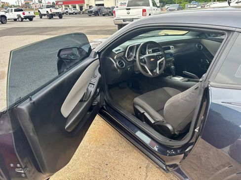 Used 2014 Chevrolet Camaro LS RWD image 20