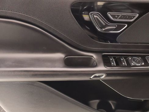 Used 2023 Lincoln Aviator AWD w/ Premium Package image 18
