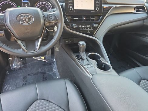 Used 2024 Toyota Camry SE w/ Blackout Package (TMS) FWD image 11